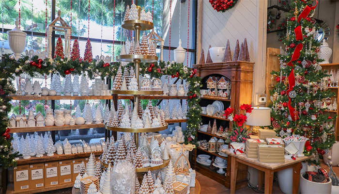 Roger’s Gardens’ Christmas Boutique | Christmas Confections