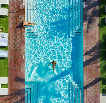 Newport Beach Hotel Pools