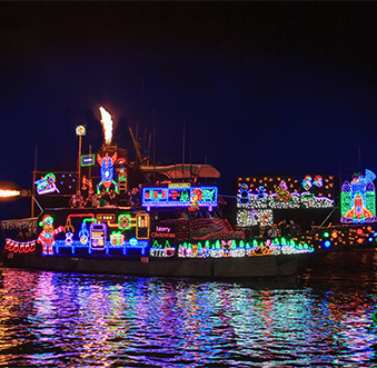 Your Guide to Viewing the Newport Beach Christmas Boat Parade